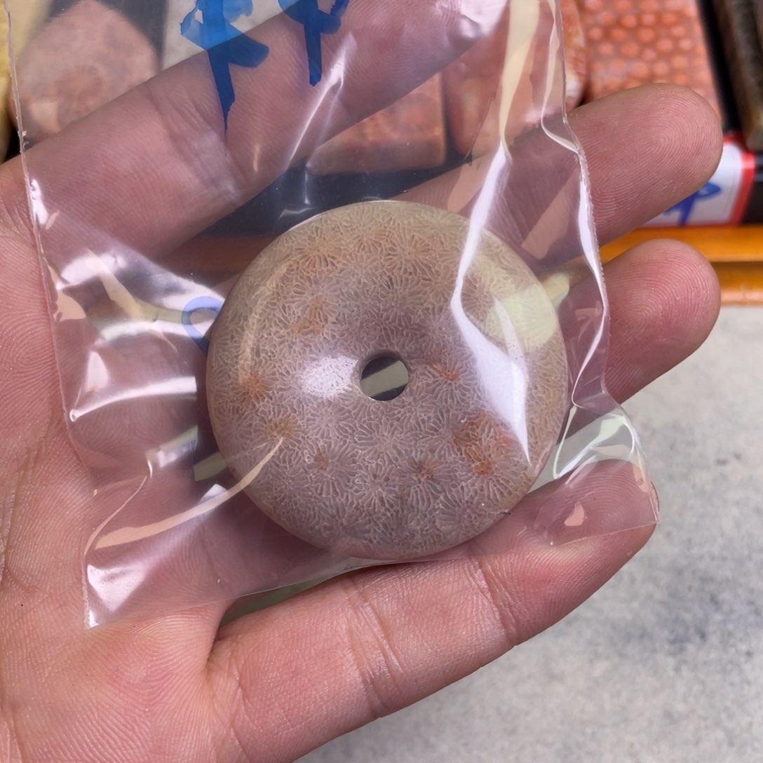 硅化玉吊坠合金中****水精品4