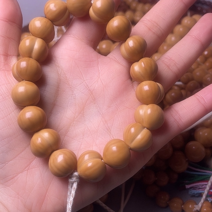 猴头核桃手串16尺寸镜面柯基屁桃手持全品无暇