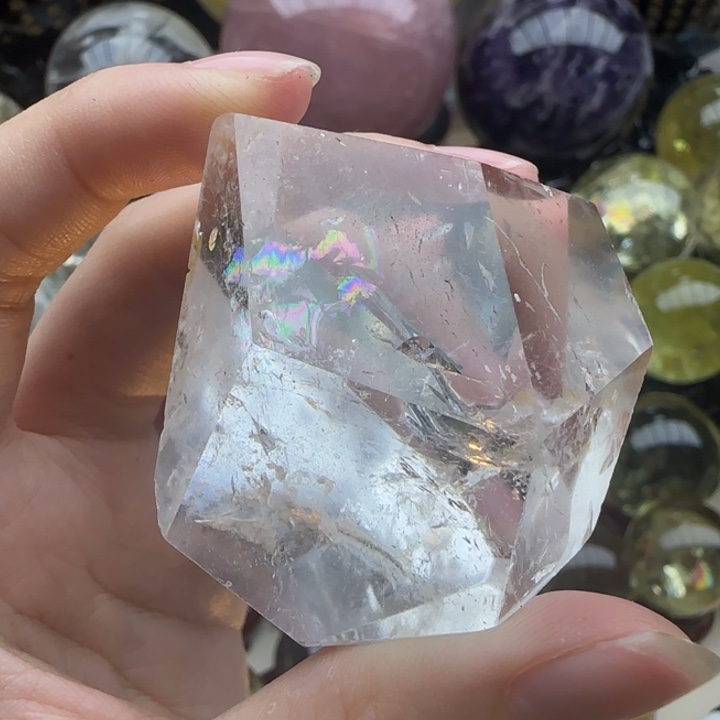 水晶摆件未镶嵌f077