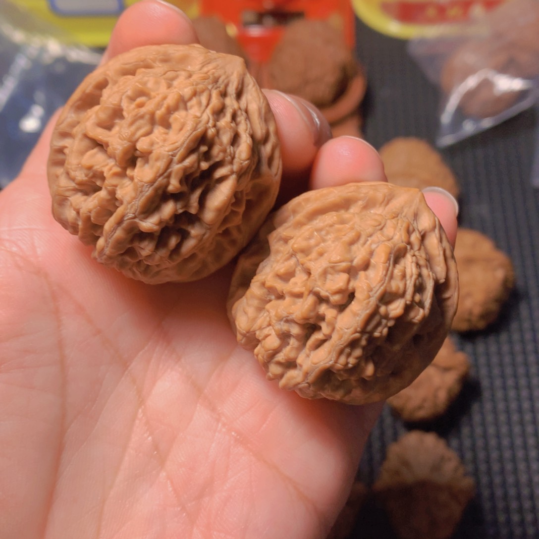 文玩核桃吊坠牡丹纹38