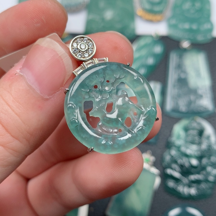 翡翠颈饰银S925镶嵌翡翠