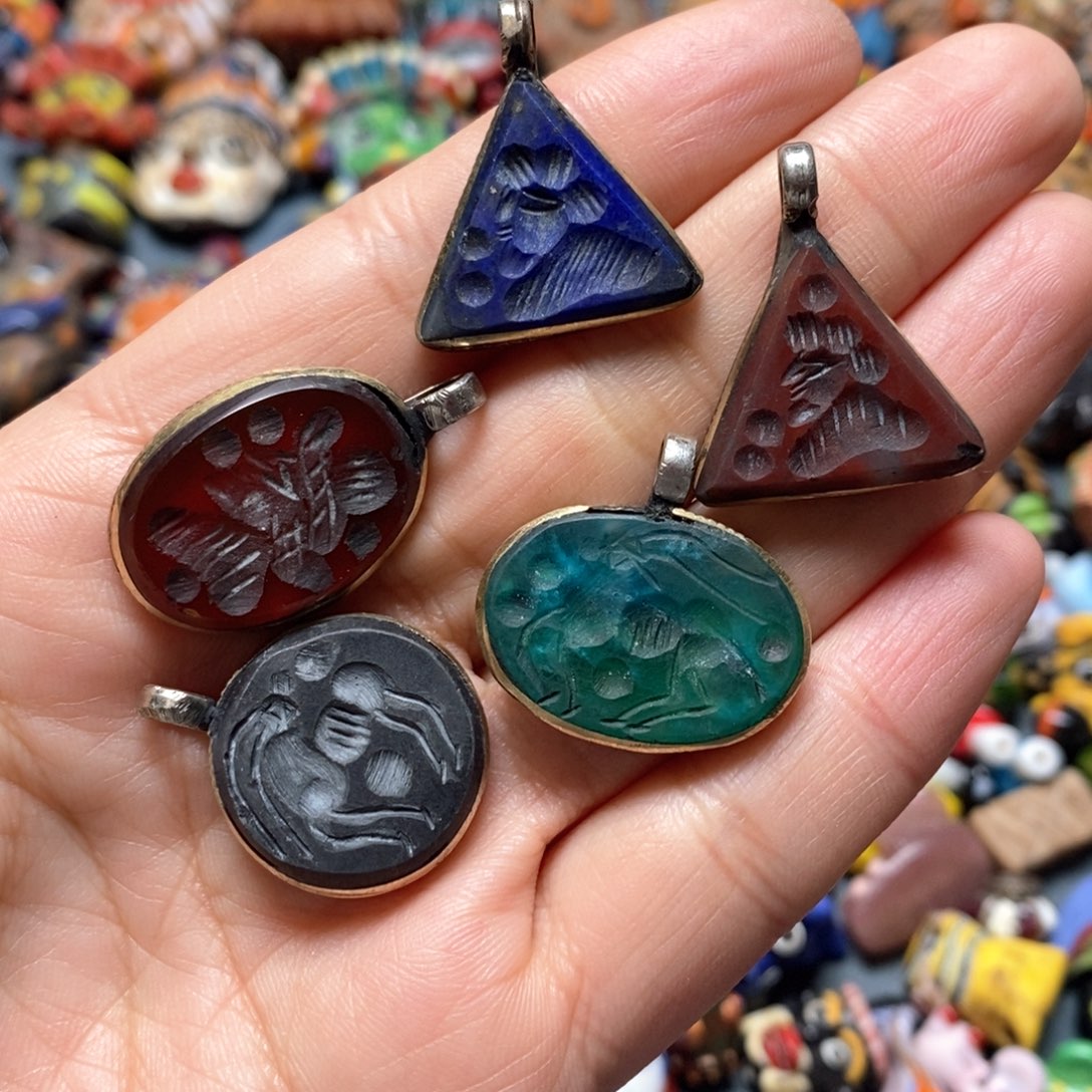 琉璃颈饰印度尼西亚雕刻石配件五个