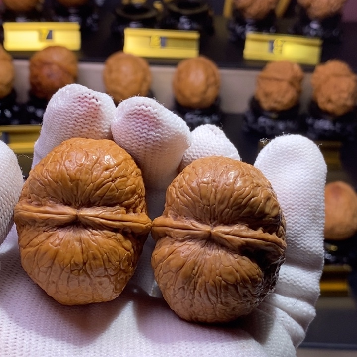 文玩核桃把件峭壁元宝40尺