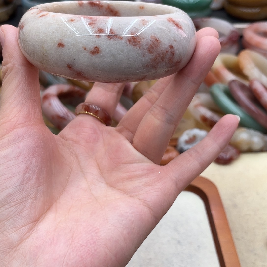 石英岩玉圈口63未镶嵌