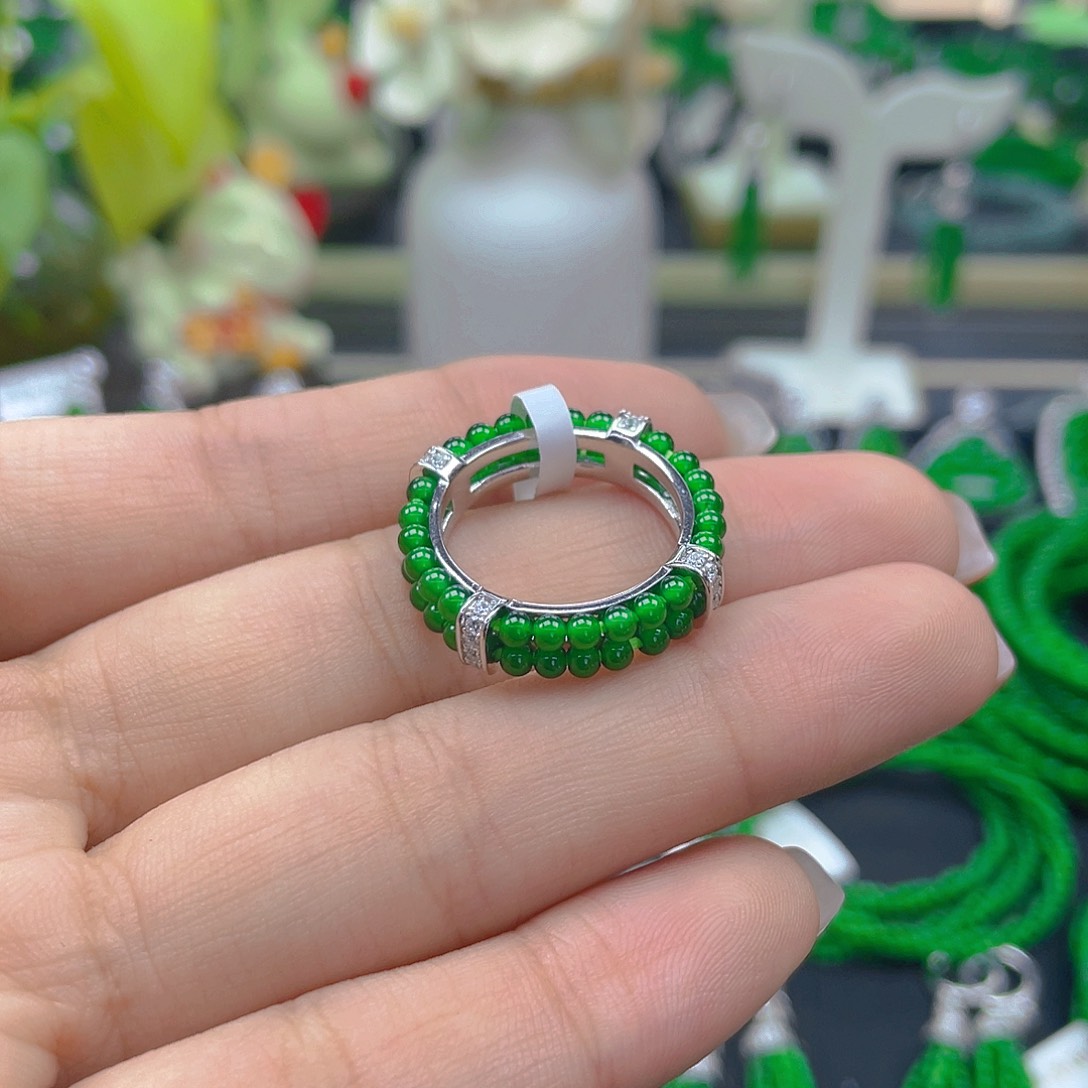 翡翠戒指银S925镶嵌天然A货翡翠