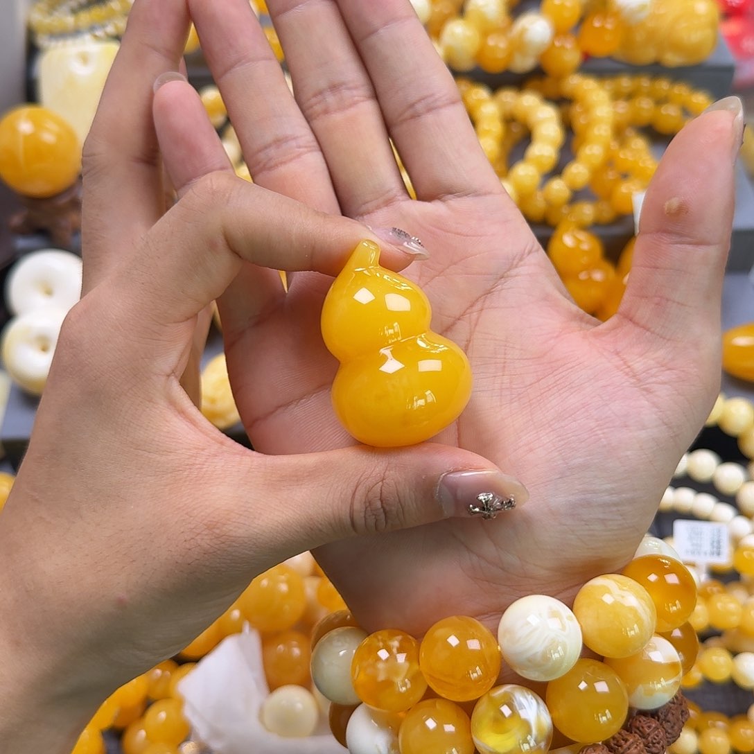 琥珀珠宝奇石未镶嵌葫芦