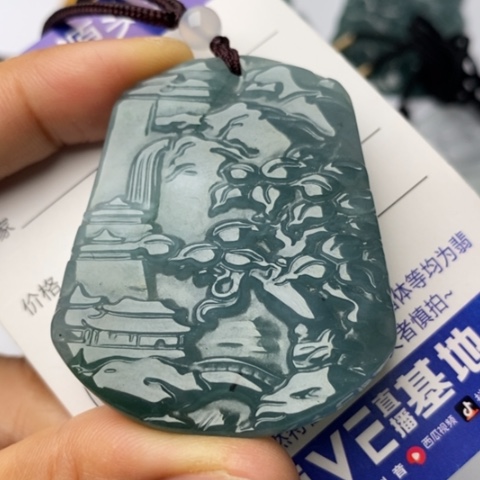 翡翠未镶嵌颈饰翡翠