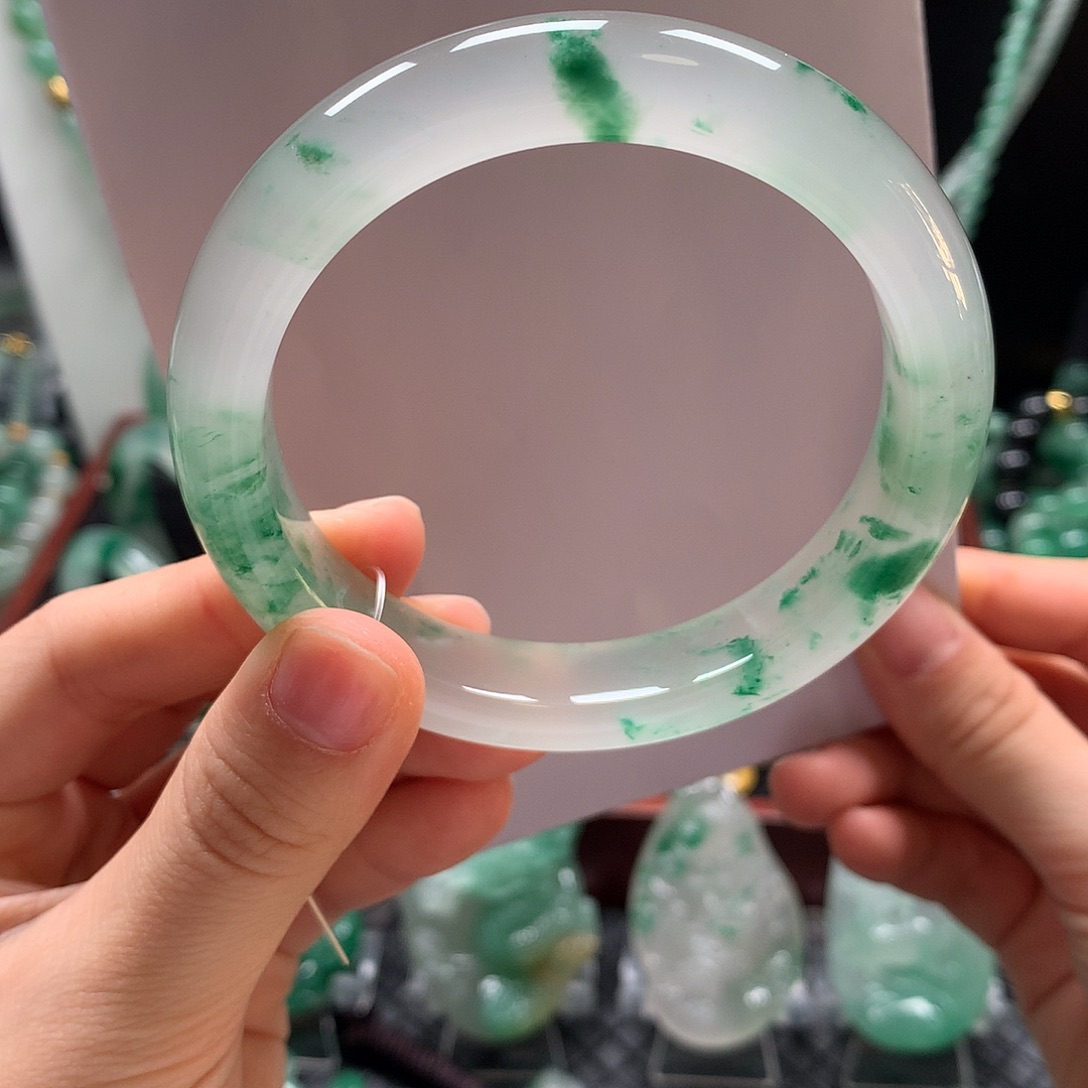 石英质玉未镶嵌手镯5859