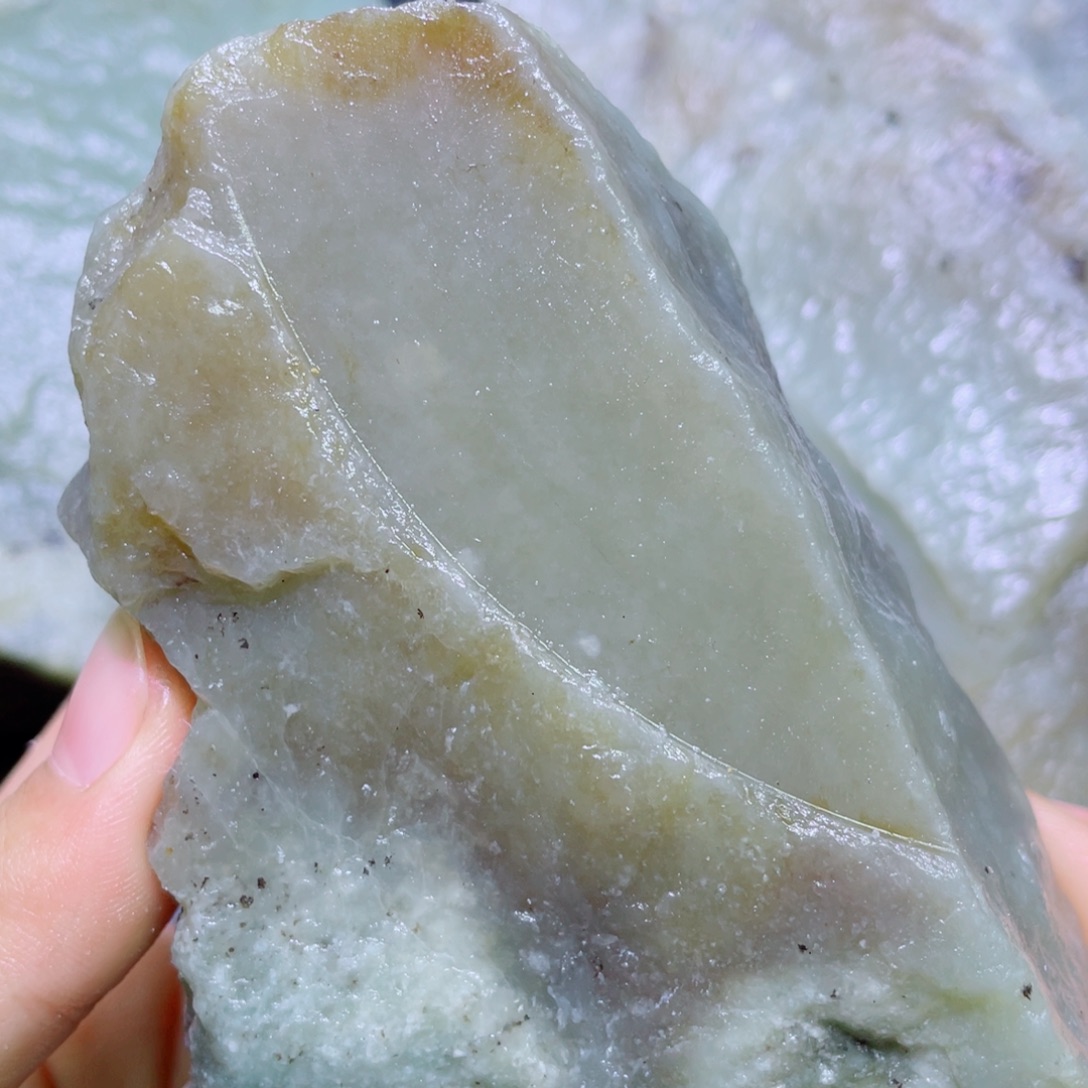 和田玉未镶嵌珠宝半成品