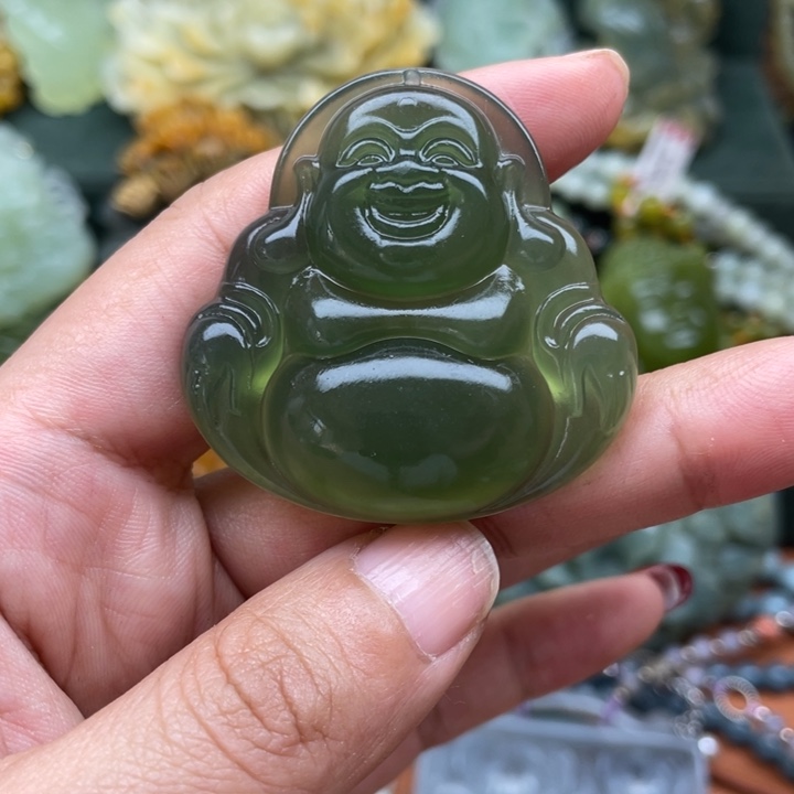 蛇纹石玉吊坠未镶嵌