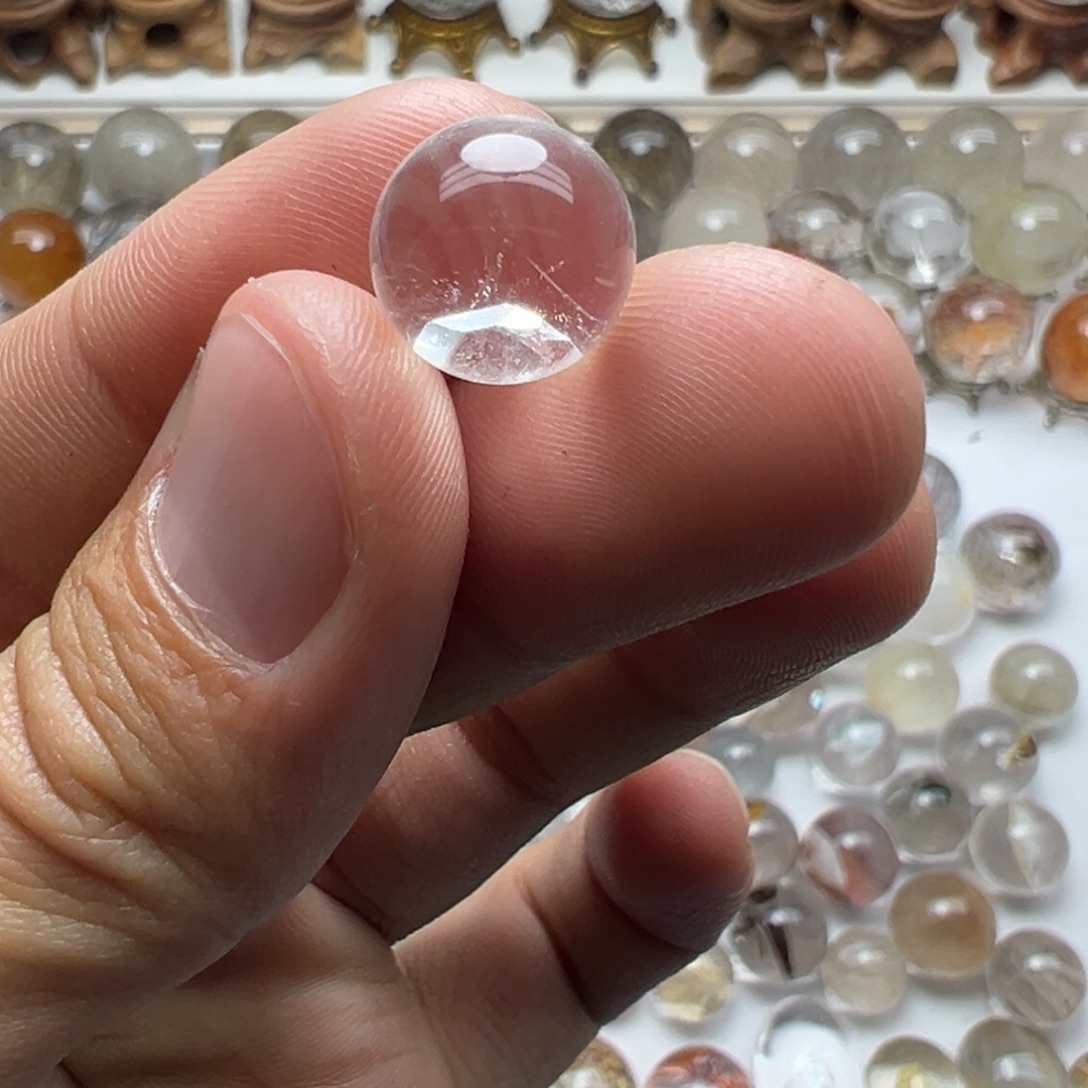 水晶未镶嵌珠宝半成品晶中晶球