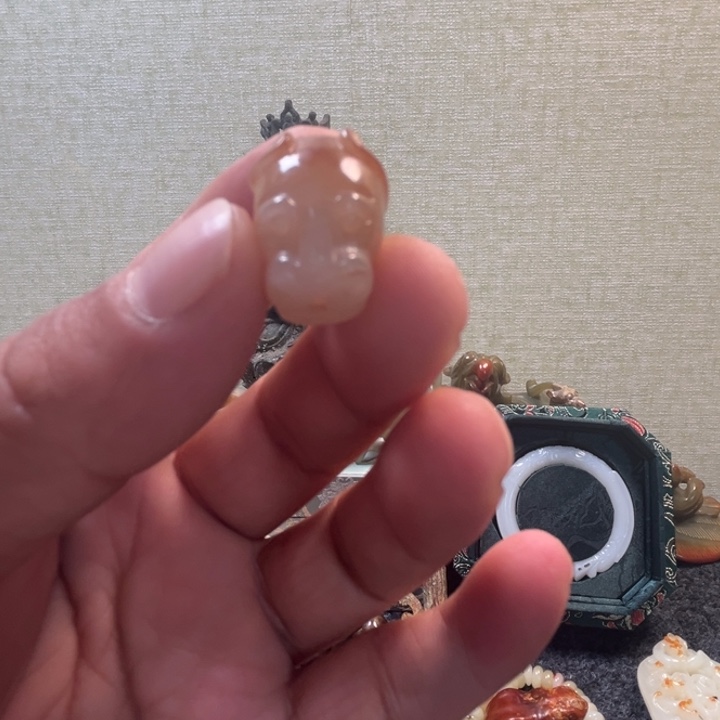 未镶嵌和田玉（糖玉）挂件
