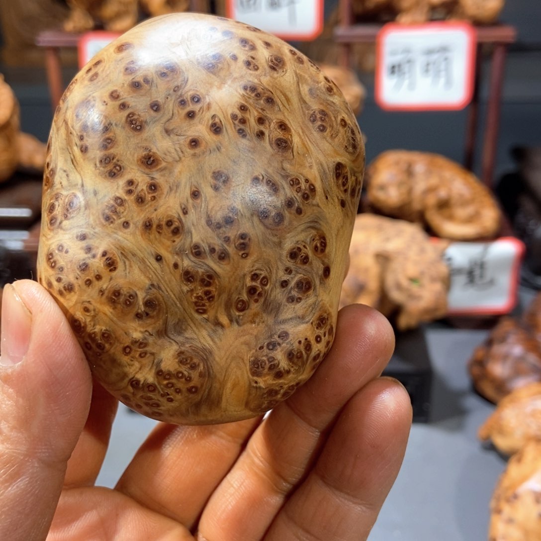 柏木（崖柏）木雕手工把件太行崖柏瘤疤料豹子