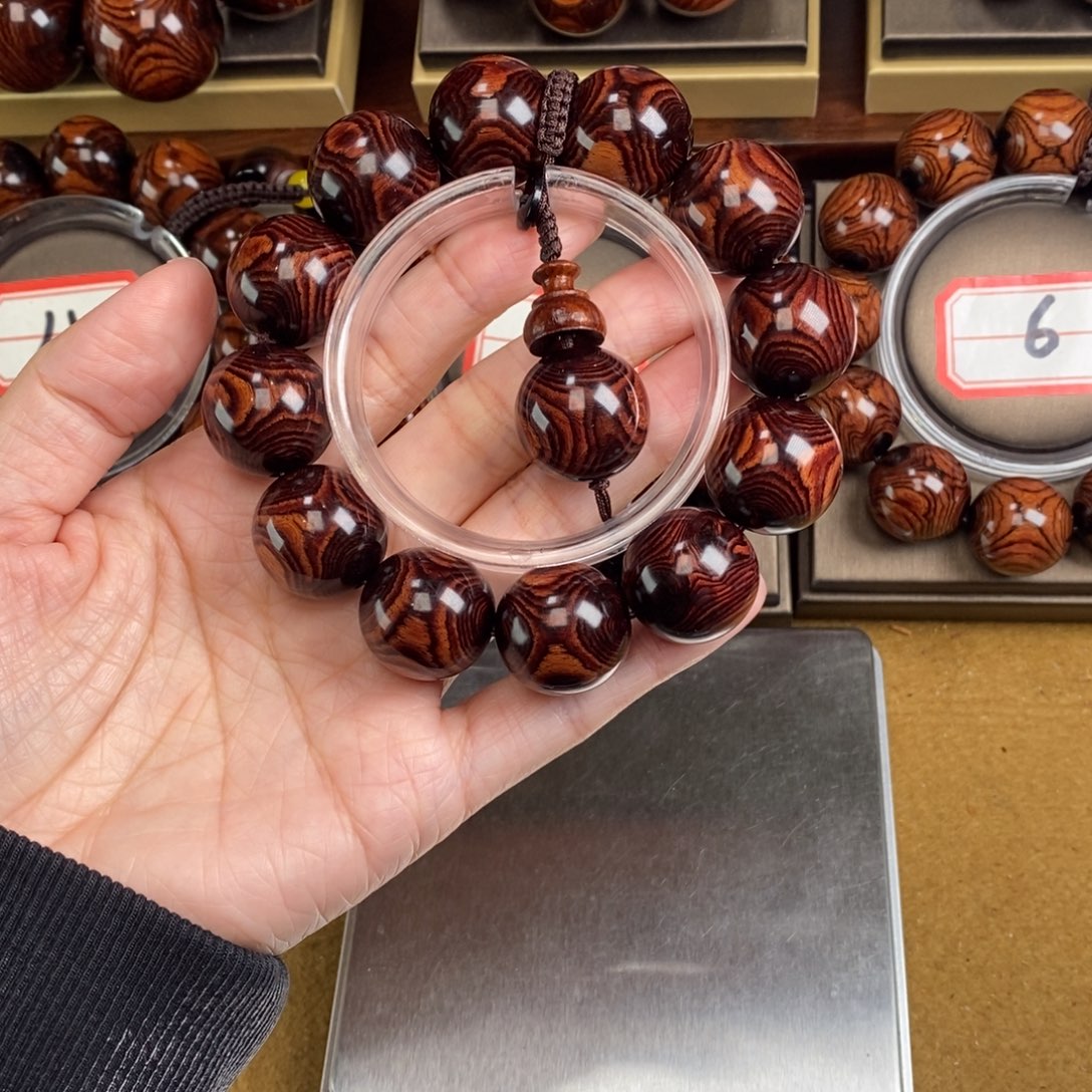 你***？黄花梨/降香黄檀木质