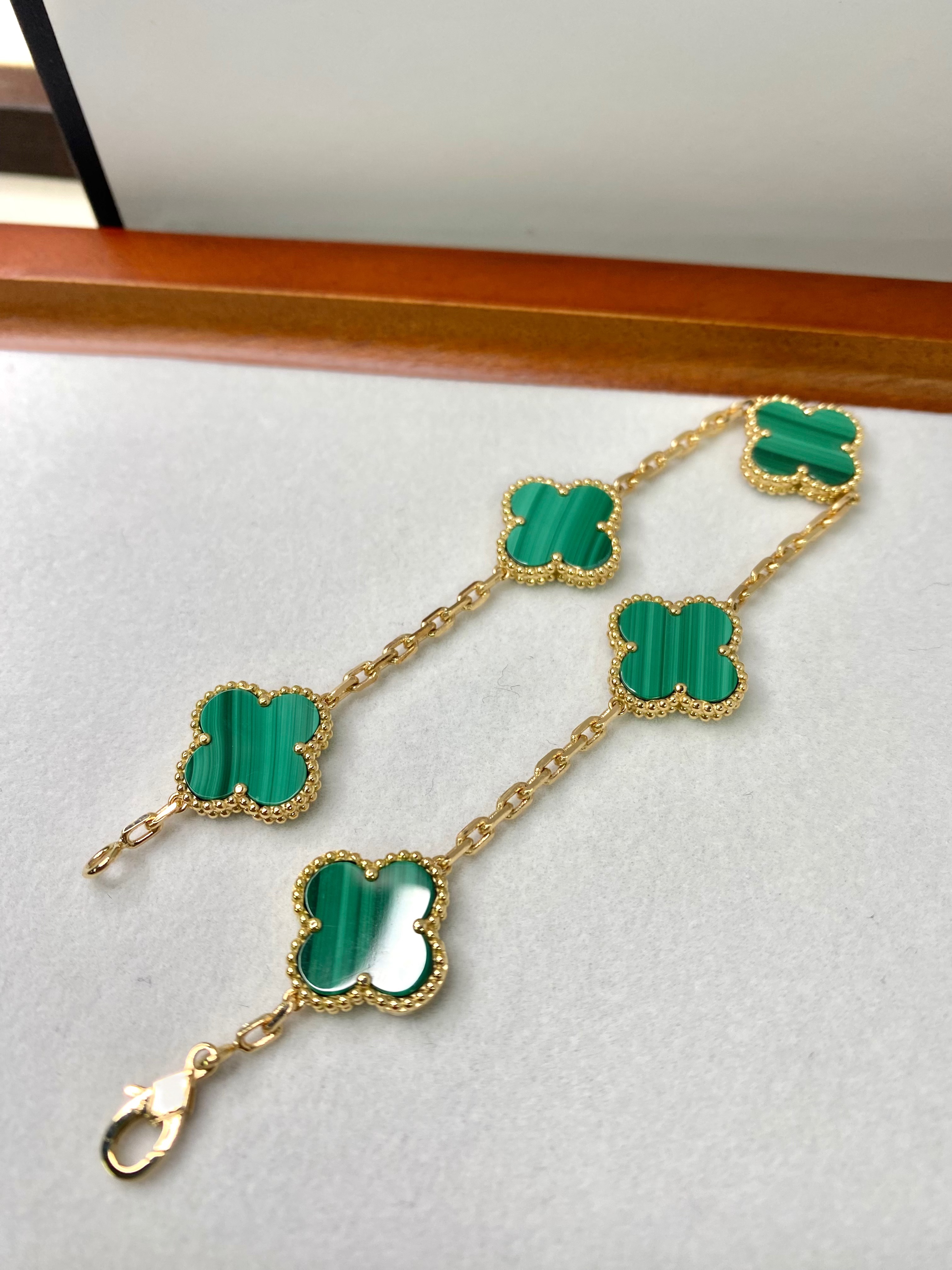 18k金重金版四叶草k黄孔雀石五花15mm手链时尚百搭气质经典轻奢