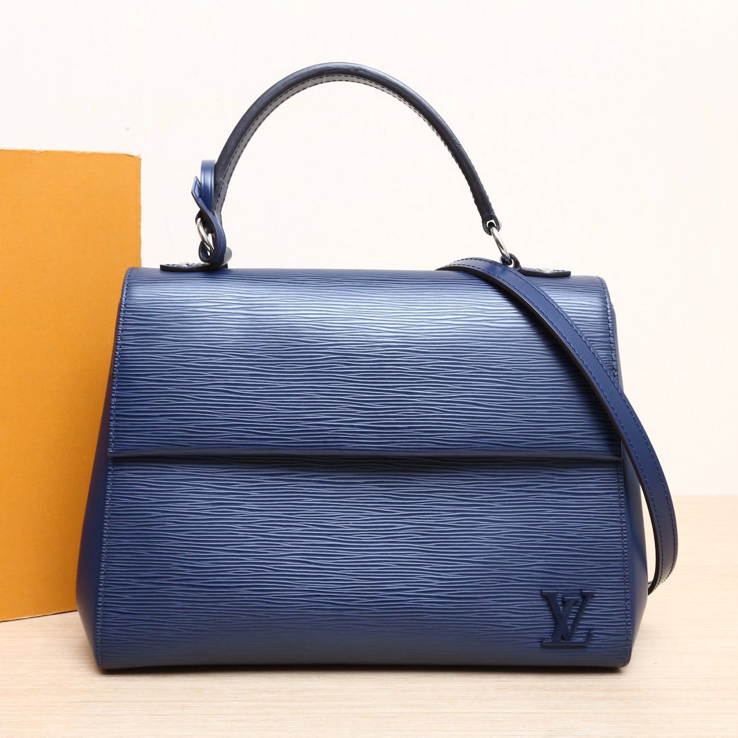 95新 LouisVuitton/路易威登 单肩包 BB 28 墨蓝色 P205742531
