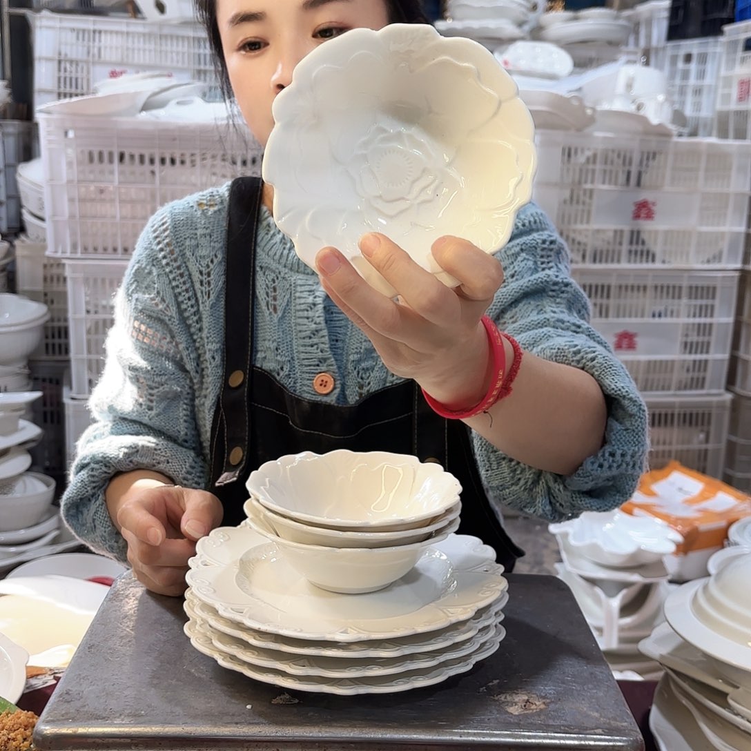 盘龙****店微瑕产品………四碗四碟