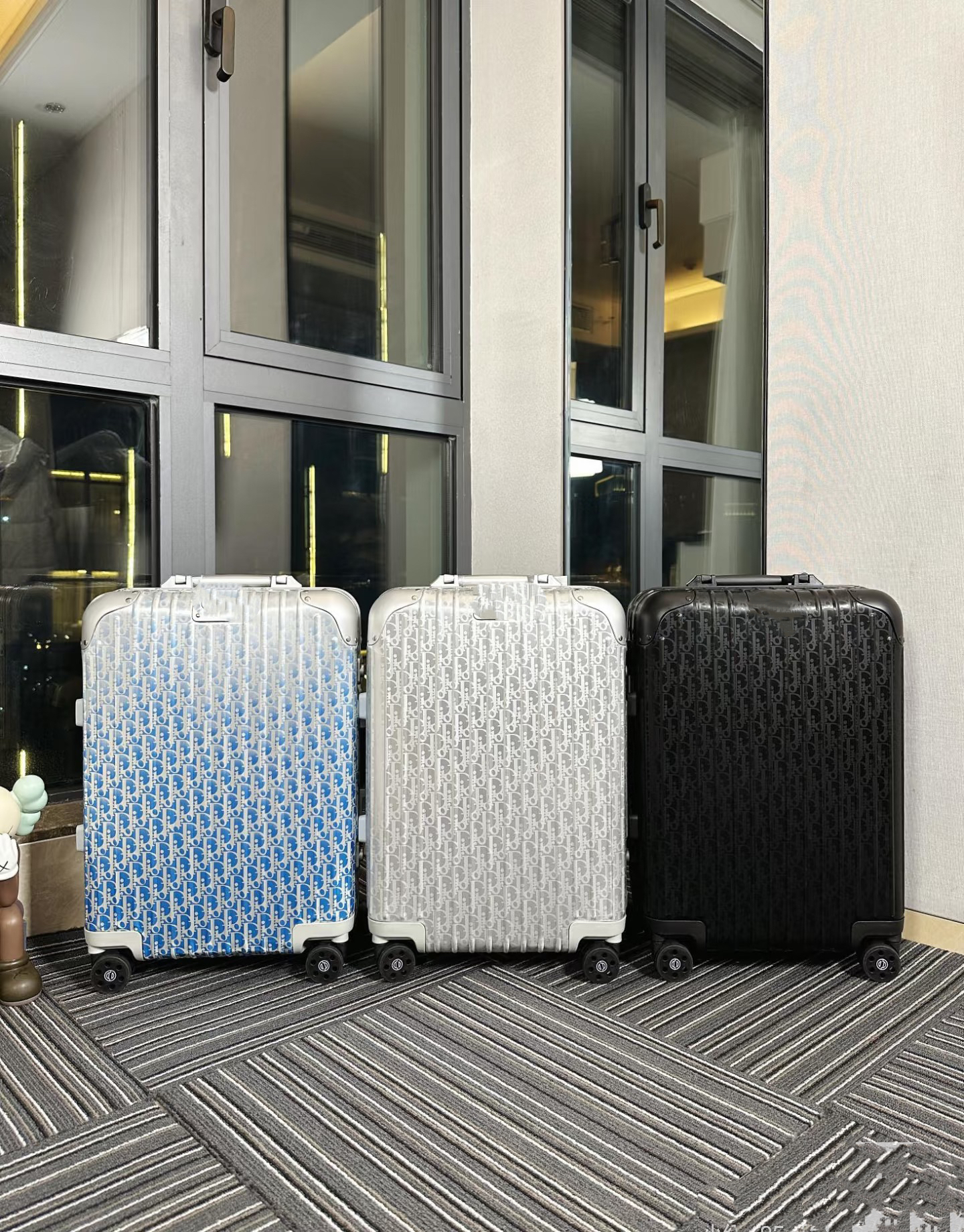  高定 日默家 联名款 渐变色 登机箱 拉杆箱 旅行箱 IWDI