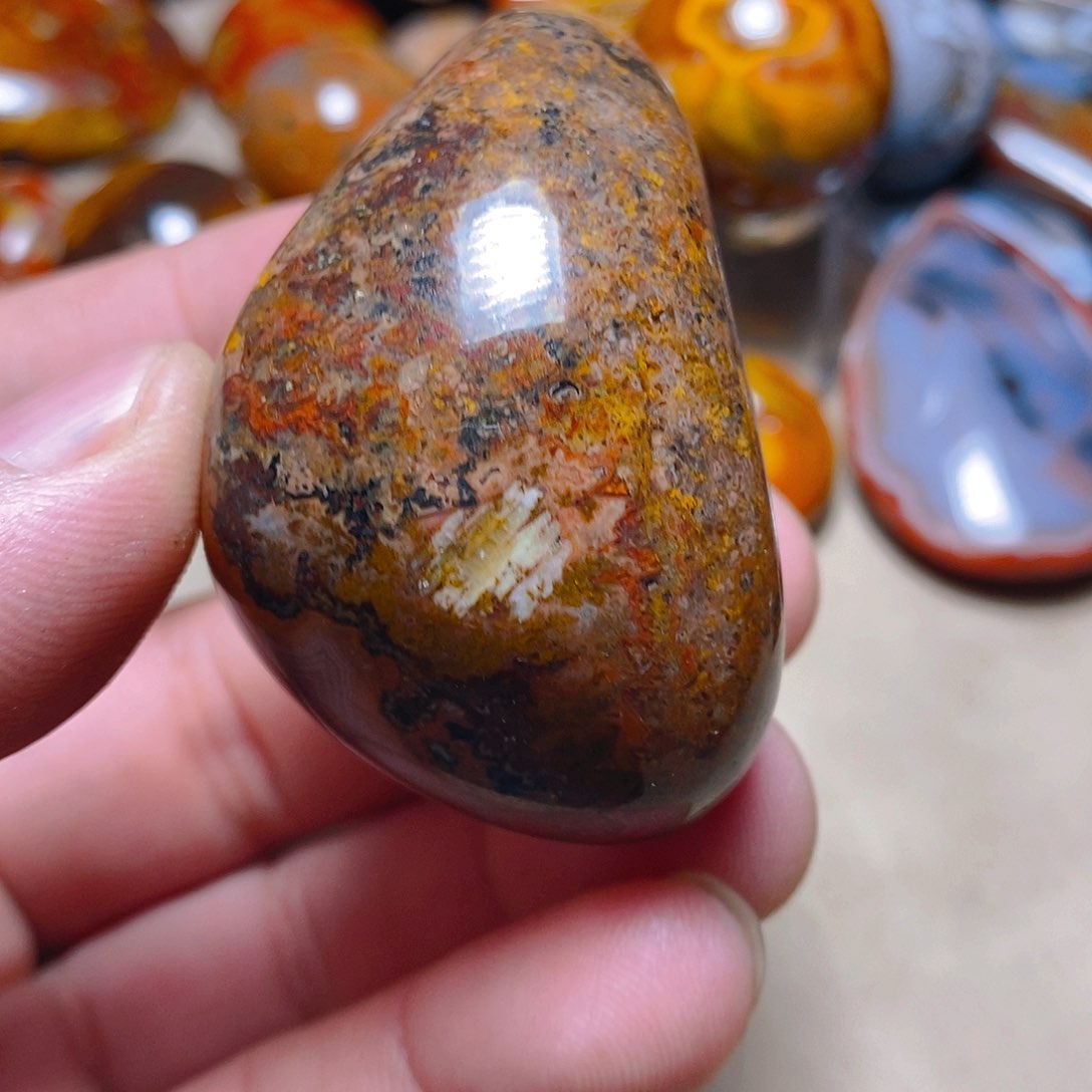 未镶嵌颈饰玛瑙/玉髓风*士