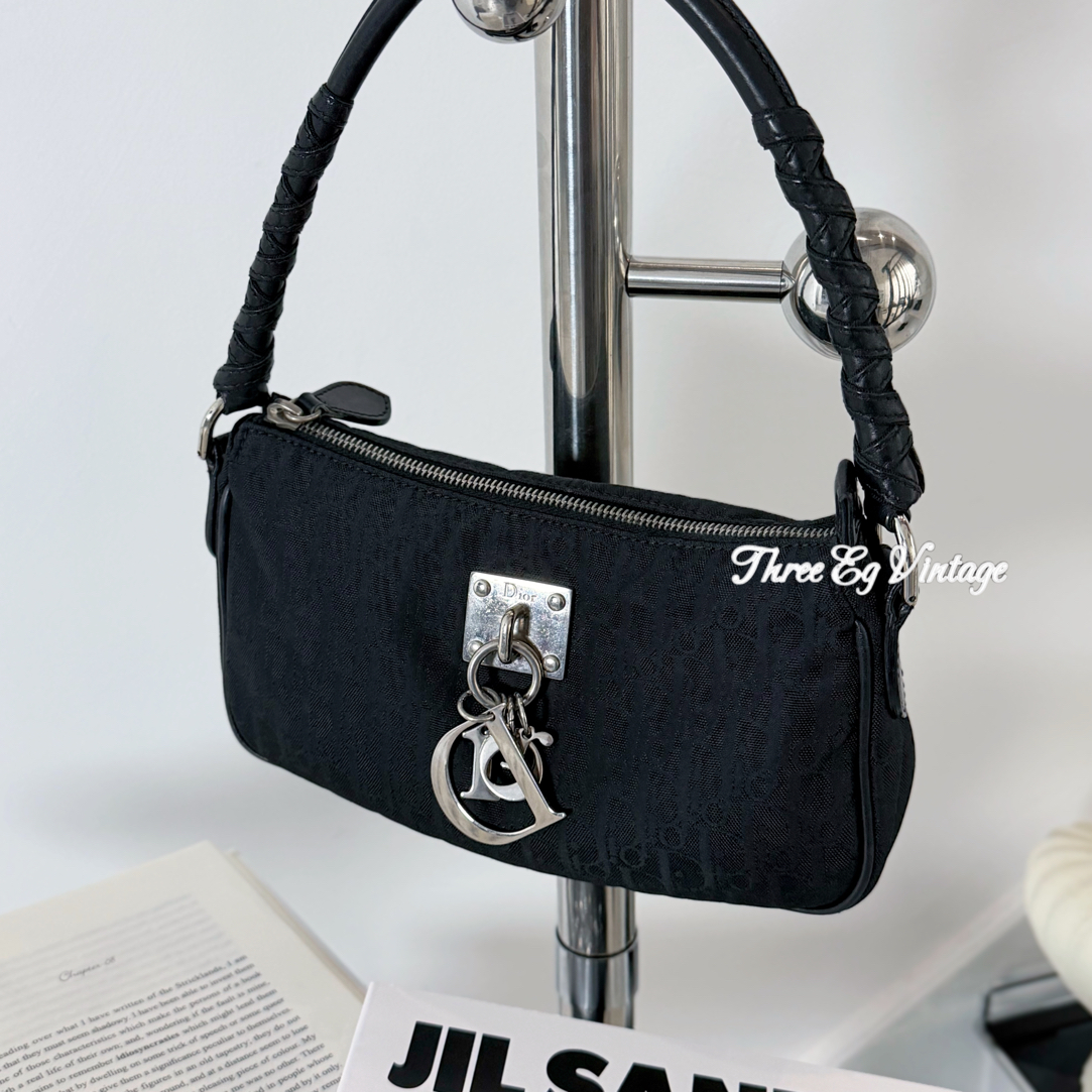 95新 DIOR/迪奥 黑银扣吊坠帆布暗印老花单肩腋下包/ThreeEg中古