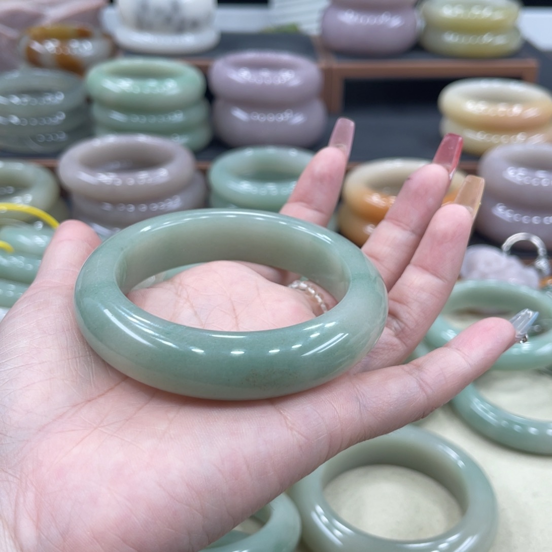 石英质玉爱情未镶嵌猫*?