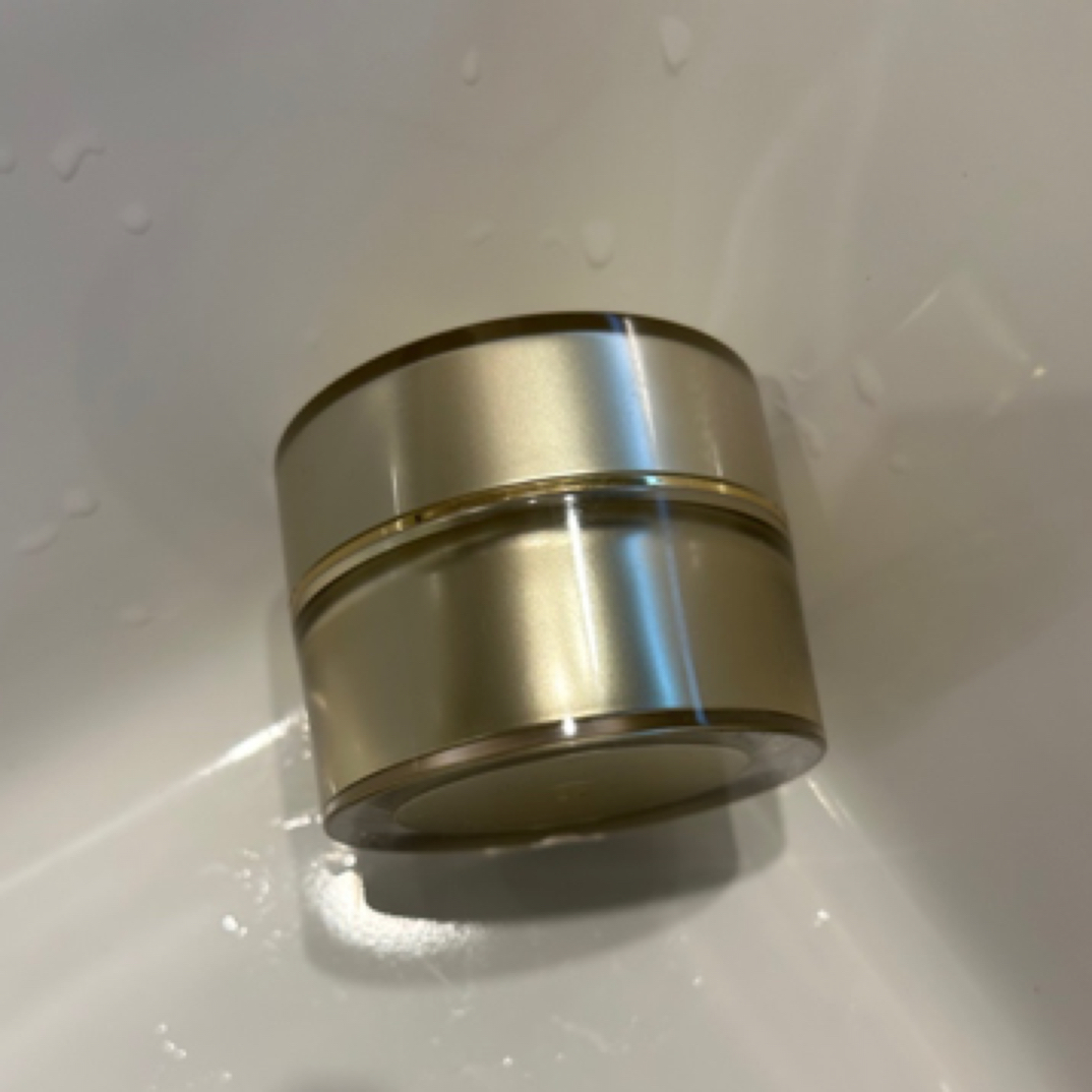 法尔曼水凝面膜霜亚克力瓶子