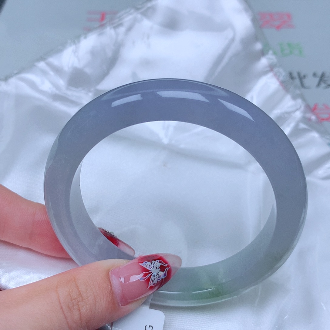 翡翠手镯未镶嵌56 56 性价比高