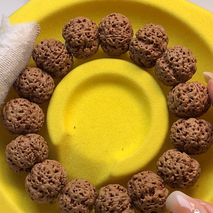 吊坠金刚菩提19尺寸五星蜂王