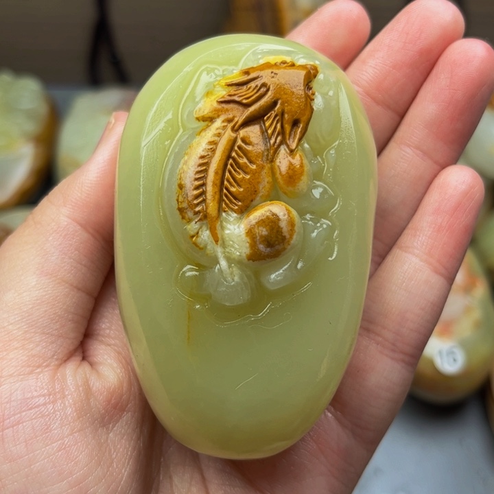 石材石材方解石手把件貔貅