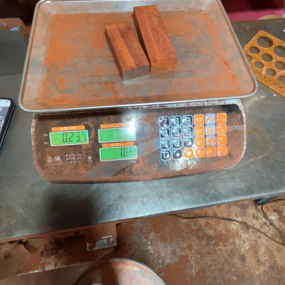 木用****7那就是说他没去找工作