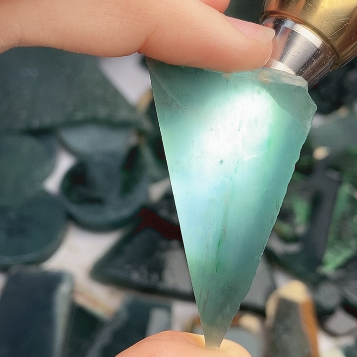 翡翠裸石纯天然翡翠