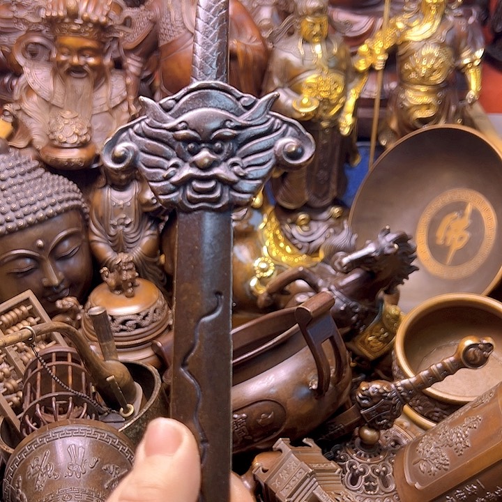 铜236678898778867899988