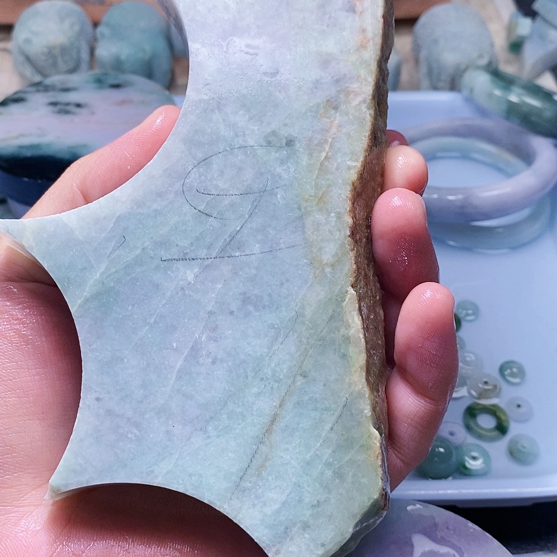 翡翠未镶嵌颈饰588