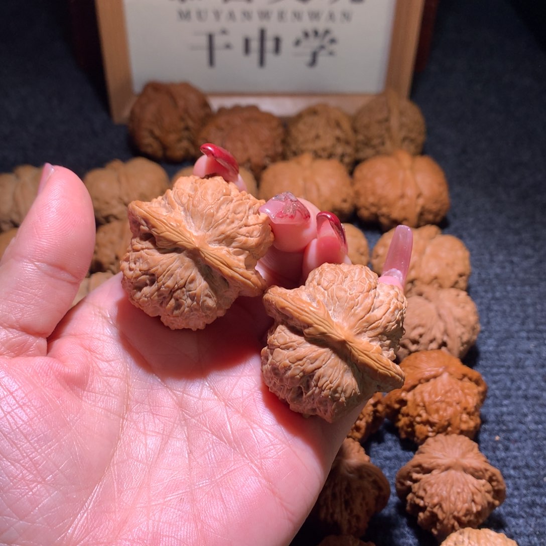 文玩核桃把件血麒麟41