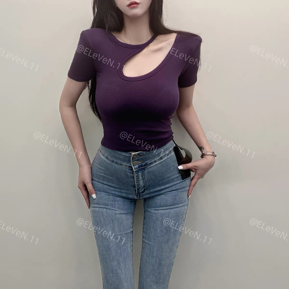 婷子-VIP家•订制挖洞性感弹力上衣(8-11278)