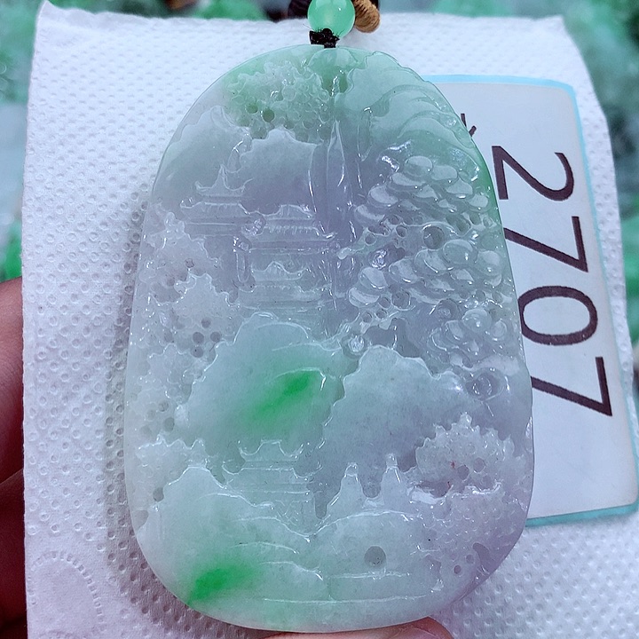 吊坠(不含链)未镶嵌翡翠