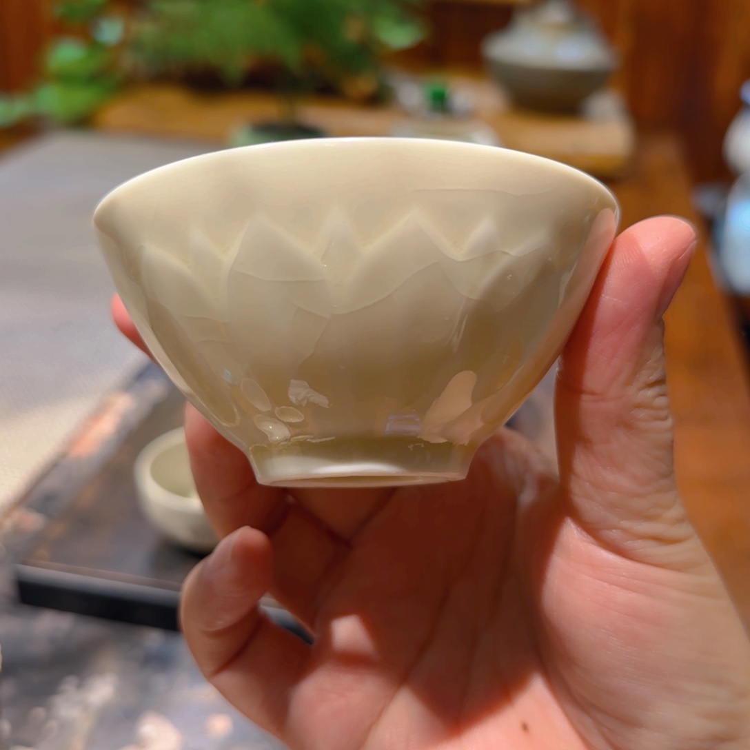 微澜定瓷 开片釉莲瓣斗笠盏