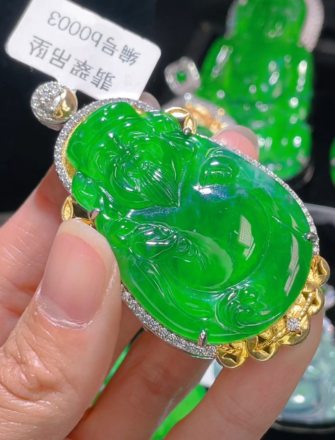 天然翡翠A货吊坠
