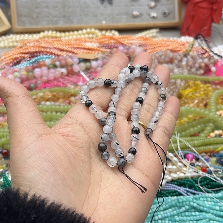 玛瑙/玉髓珠宝半成品未镶嵌一条6mm黑发晶