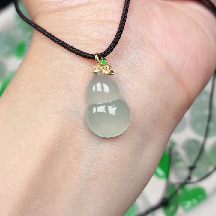 颈饰18K金镶嵌翡翠缅甸天然A货翡翠