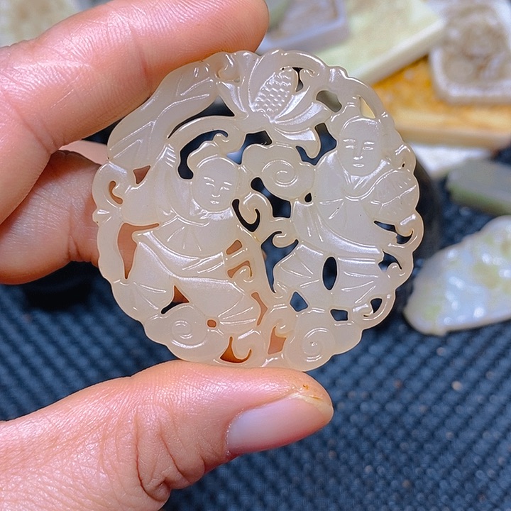 未镶嵌手链和田玉（糖玉）