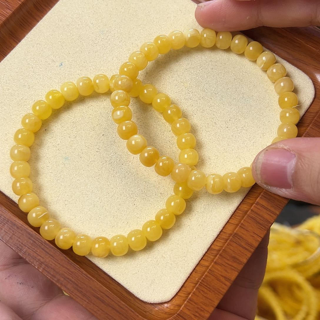 琥珀珠宝奇石未镶嵌多样性发其一