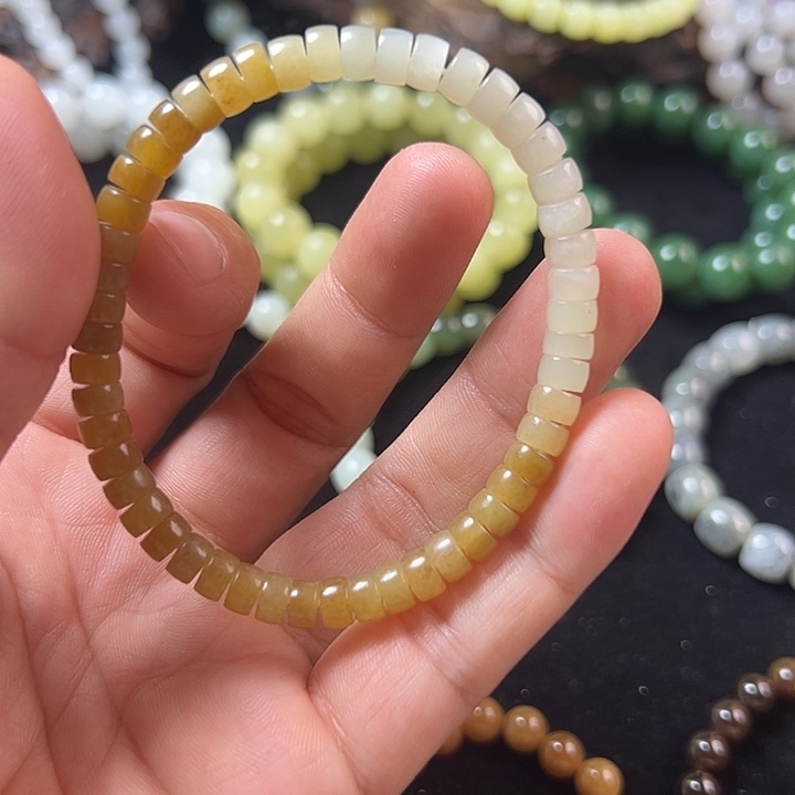 时****和田玉（糖玉）未镶嵌手串