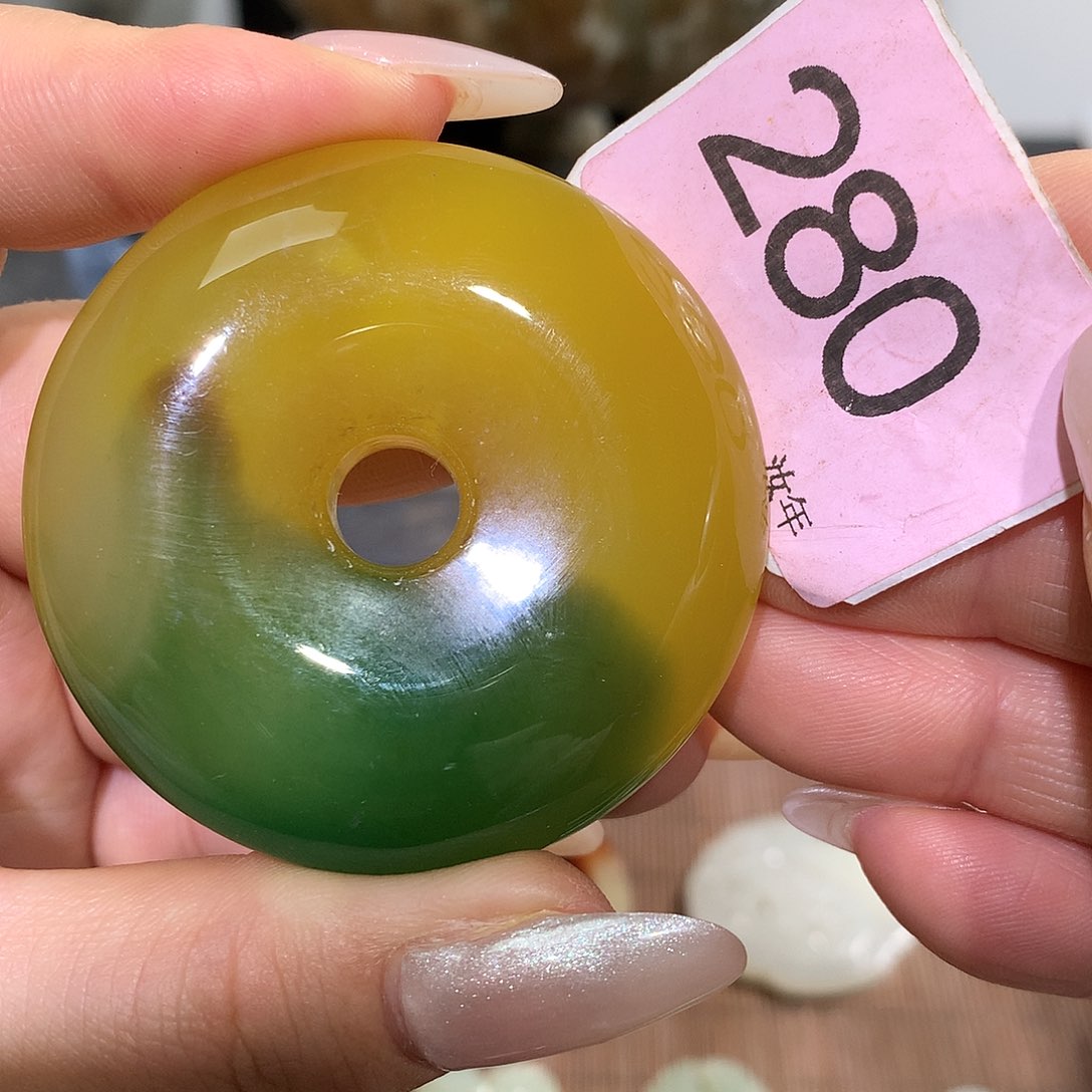 未镶嵌颈饰玛瑙/玉髓