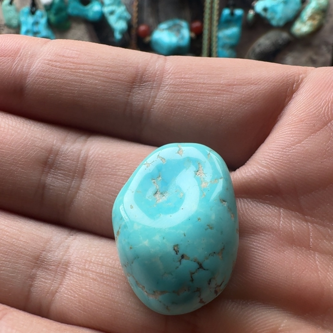 绿松石未镶嵌珠宝奇石