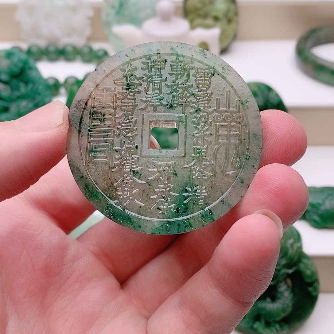 独山玉吊坠未镶嵌