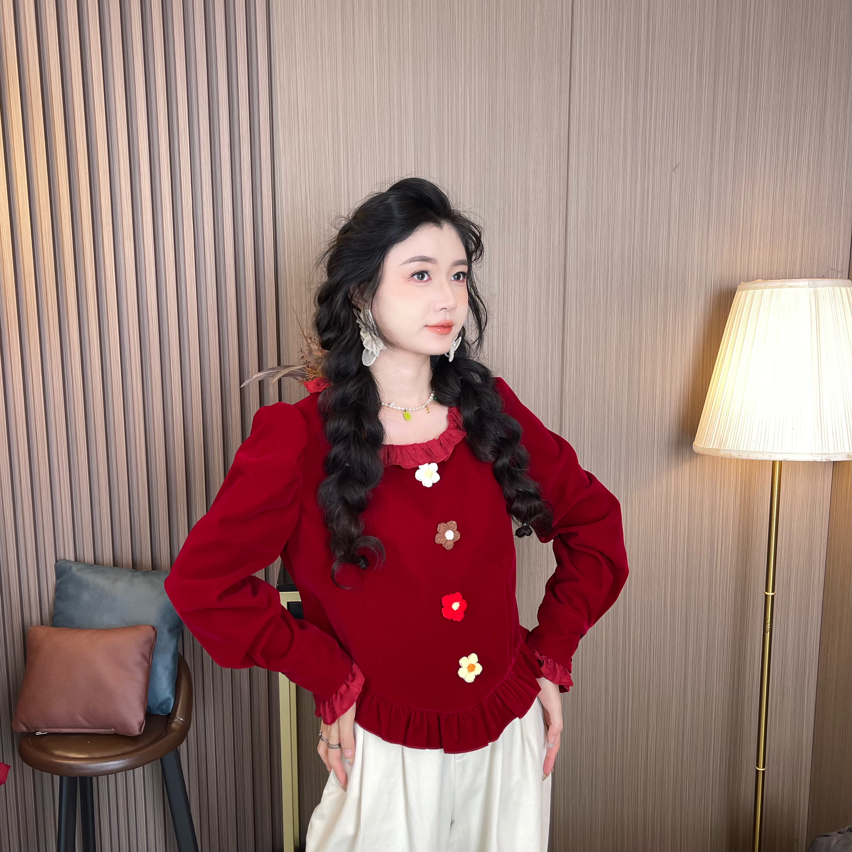 MUMU家【爱的甜甜圈】设计款秋冬内搭衬衣甜美浪漫花边款丝绒上衣