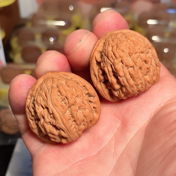 文玩核桃吊坠36红玛瑙