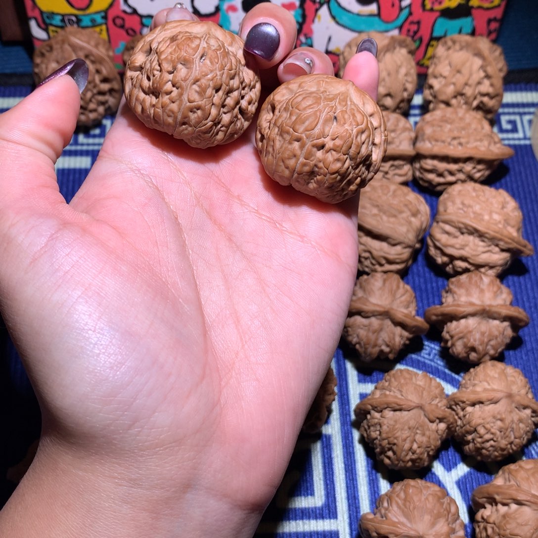 亦***安35➕平底锅5501 11111111