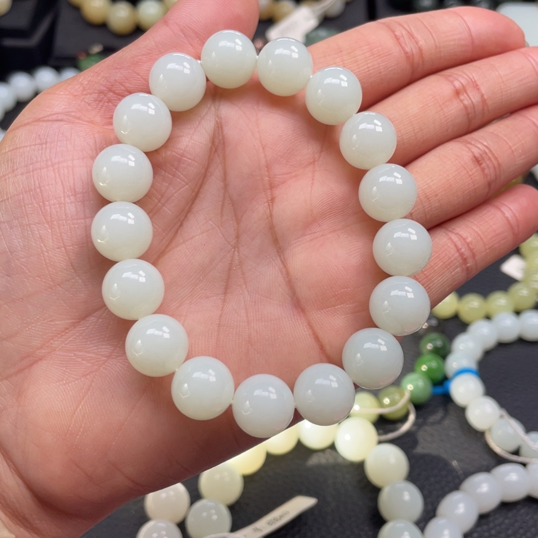 和田玉未镶嵌手链